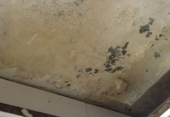 城区阳台漏水维修公司分享下城区卫生间渗水维修需要注意哪些问题。
